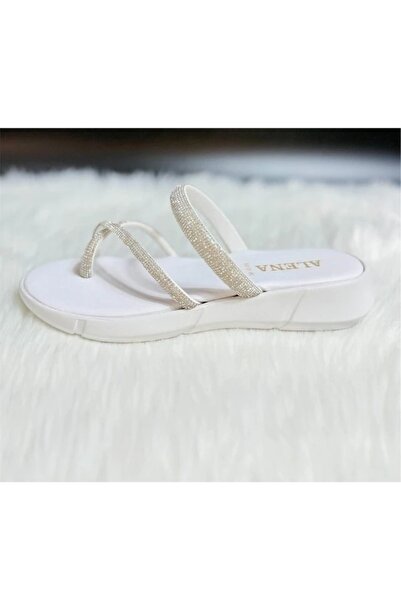 1way Open shoes with an elegant design and a luxurious touch