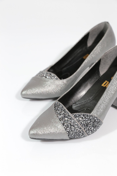 DGN Dg K641 Kadin Taşli Kalin Topuklu Ayakkabı