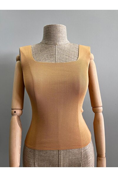 MODA Square collar body