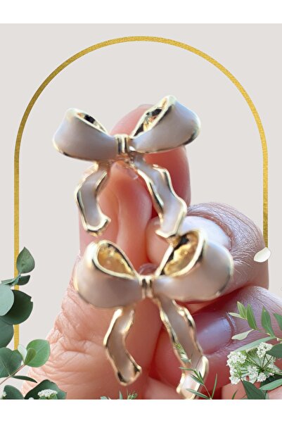 VEGALUXE Bow Earrings Ecru Color