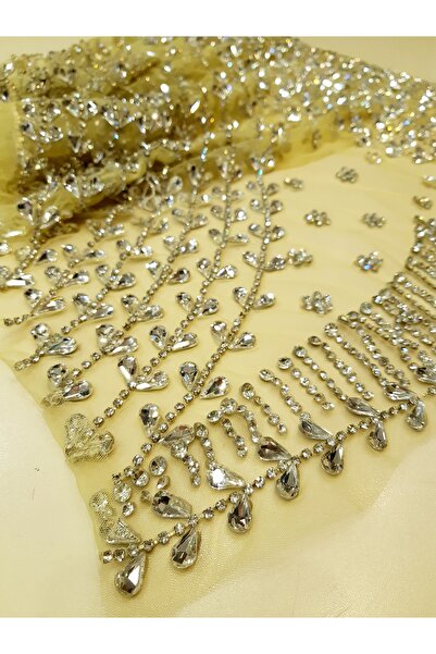 Safir Kumaş Kaliteli Ağır İşlemeli Ön Beden için Kuponlar 45/150 cm