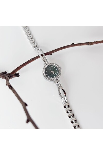 Boise Atelier Meghan Gray-Green Watch |   Clock