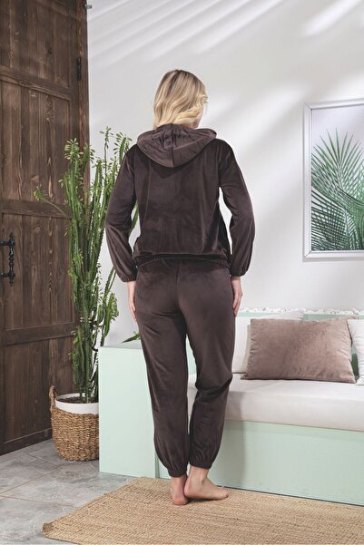 Asel Kadın Kapşonlu Koyu Kahverengi Renk Kadife Uzun Kollu Lastikli Takımı