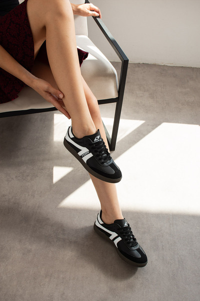 SEOUL SPORT SHOES Studio Collection Retro Court Sneaker Pantofi sport casual pentru femei