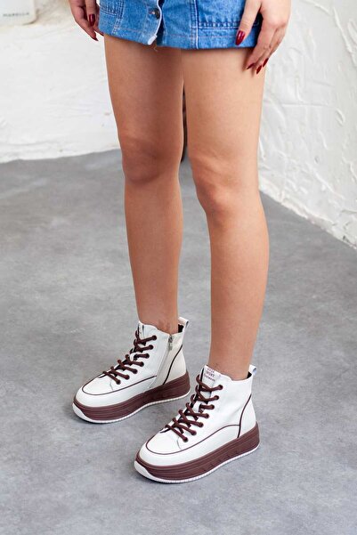 Adım Adım Women's Beige Color Thick Soled Daily Sports Boots