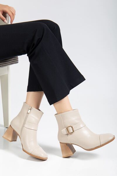 Hayalimdeki Ayakkabı Women's Beige Blunt Toe Buckle Heeled Boots