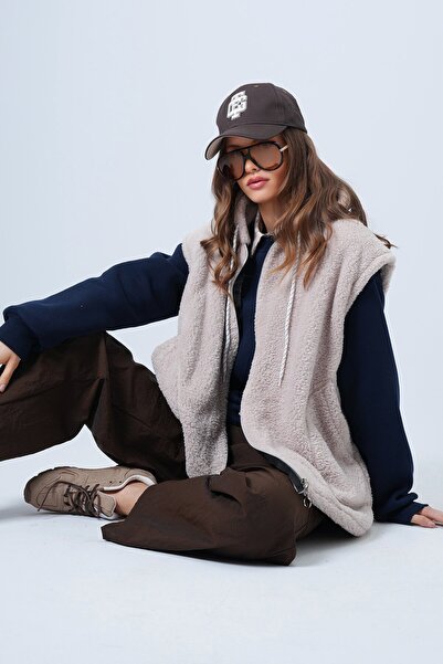 VAGGON Kadın Bej Çift Cepli Fermuar Kapamalı Peluş Yelek Vs01334