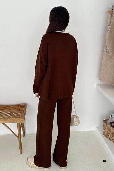 lovebox Σετ Πλεκτά Είδη Δύο Τεμάχια - Ζακέτα με λαιμόκοψη σε σχήμα V και μεταλλικό κουμπί και Σετ παντελόνι με λεπτομέρεια κομψού σχεδιασμού 002