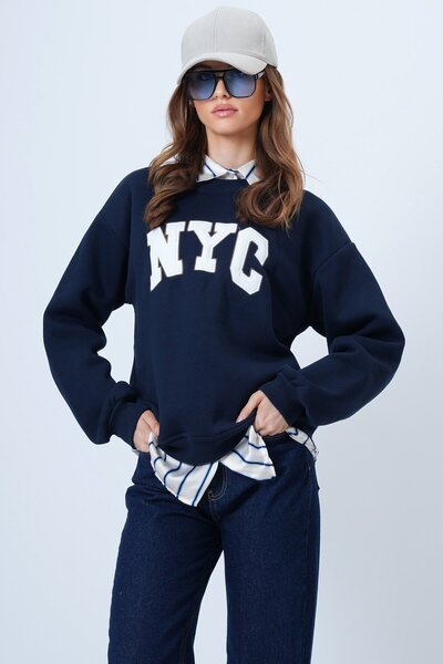 VAGGON Kadın Lacivert Bisiklet Yaka Nakışlı Ribanalı Uzun Kollu İçi Şardonlu 3 İplik Sweatshirt Vs01322