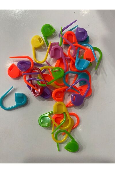 MASAL TUHAFİYE Plasti̇k İlmek Beli̇rleyi̇ci̇ Çengelli̇ İğne 24 Adet