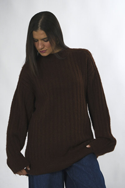 ABBRA Дамски оребрен плетен пуловер с кръгло деколте