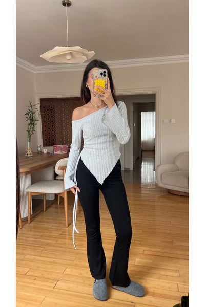 soBasic Off-Shoulder Lettuce Trim Detail Asymmetrical Soft Textured Knit Blouse