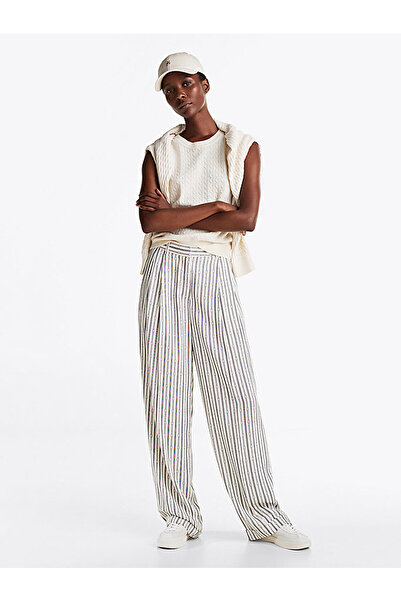 Tommy Hilfiger Women's Mini Cable C-Neck Sweater