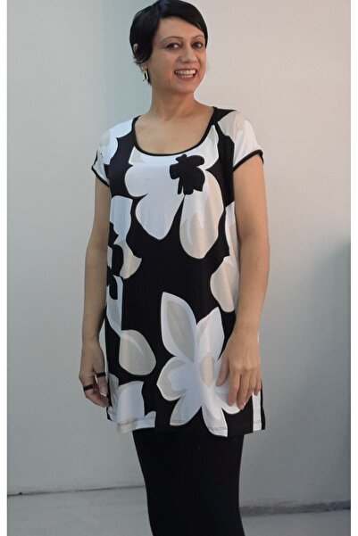 Mertcan Butik Black and White Floral Print All-Over Short-Sleeved T-Shirt