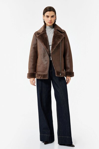 Koton Дамско яке с дълъг ръкав, подплатено с флис, с яка и изкуствена кожа, с кръстосан дизайн, с кожен вид 6WAK