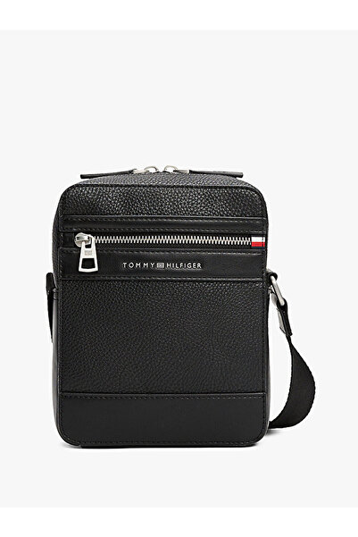 Tommy Hilfiger Men's Th Central Mini Reporter Bag