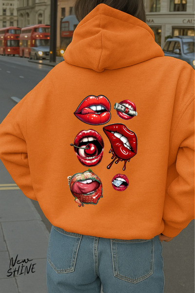 New Shine سويت شيرت بقلنسوة مطبوع عليه الشفاه