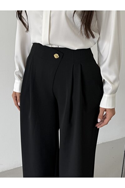 Nadrina Buttoned Trousers
