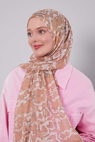Levidor Camel Leopard Pattern Vivian Shawl