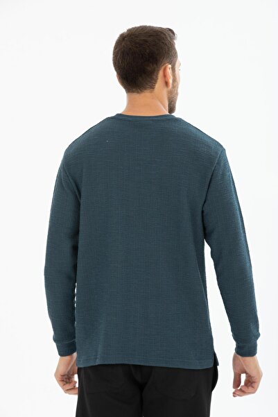 Store Men's 100% Cotton Crew Neck Knit/Waffle Textured Long Sleeve T-Shirt