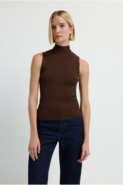 adL Taşlı Boğazlı Kolsuz Triko Bluz