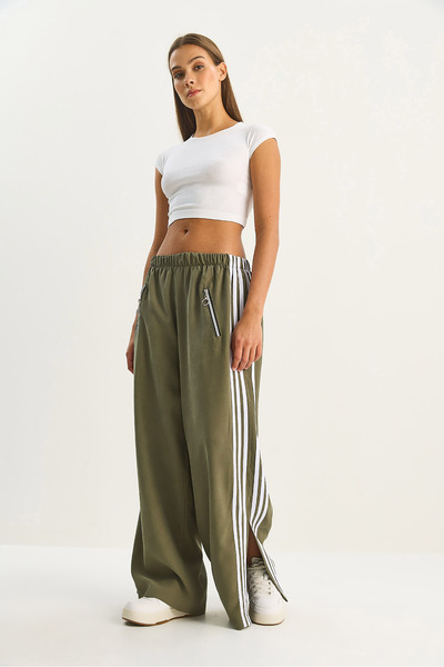 Bianco Lucci Women's Striped Elastic Waist Pocket Detailed Seasonal Palazzo Trousers 8585 60283690