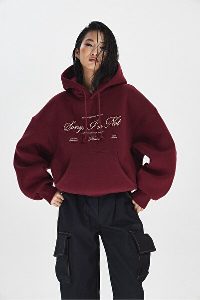 Flaubert سترة يونيسكس مطبوعة بعبارة 'آسف، أنا غير متميزة' مصنوعة من قماش عالي الجودة بثلاث خيوط وقصة فضفاضة