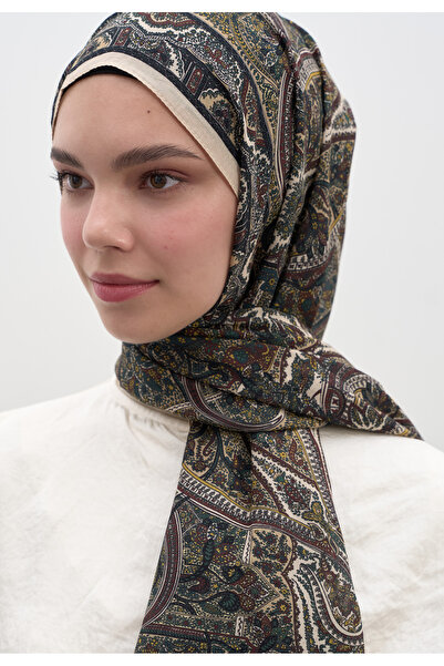 Fresh Slyvie Pattern Shawl Beige