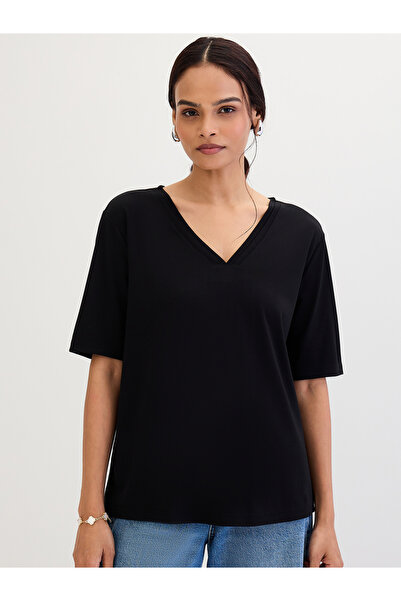 Femmella By Styli Black V Neck Basic T-Shirt