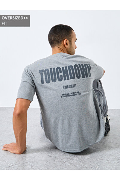 Styli Men Grey Oversized Slogan Print Jersey T-Shirt