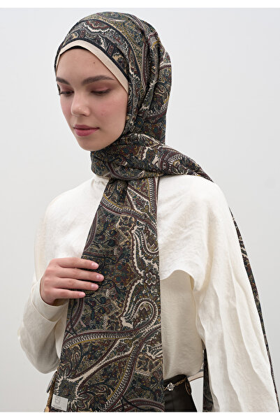 Fresh Slyvie Pattern Shawl Beige