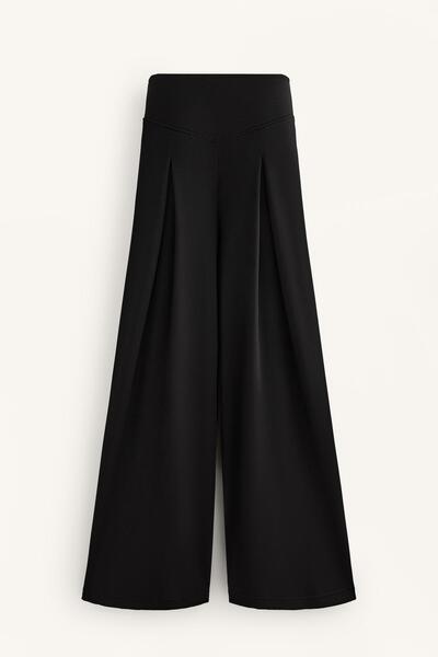 Oysho Wide-leg trousers with front pleat and soft-touch modal