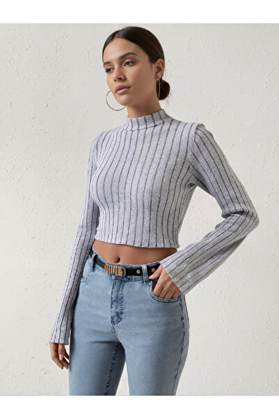 Take Two By Styli Grey Textured Knit Crop Top