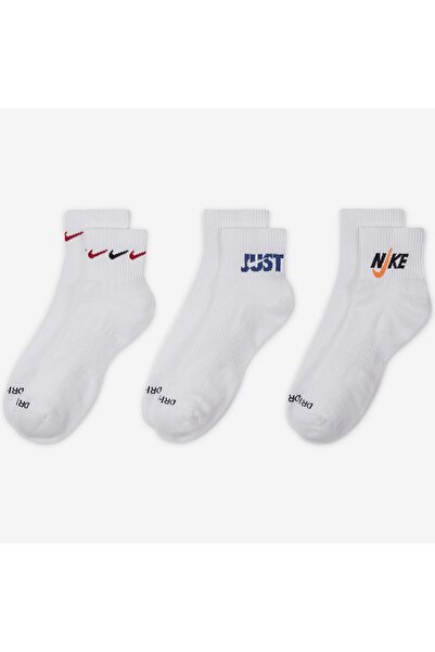 Nike Dri Fit Everyday Plus Cushioned Training Ankle Socks (3 Pairs) Unisex Quarter Ankle Socks 3 Pairs