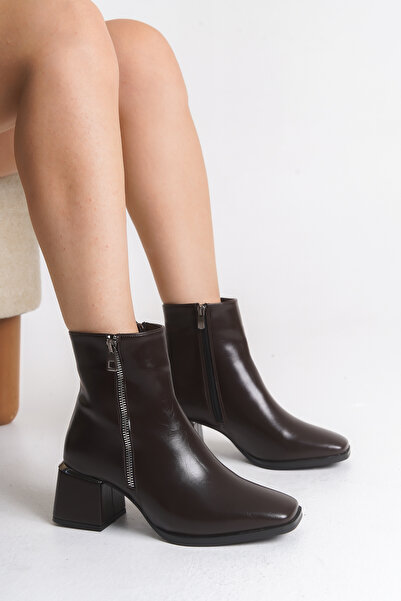 Shu Mhu Остри върхове, цип отстрани, дебел ток 6 см, удобни дамски кафяви ботуши с дебел ток за всеки ден