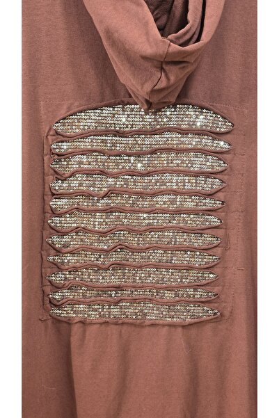 Park Moda Jacket with Sequin Detail on the Back and Zipper Closure