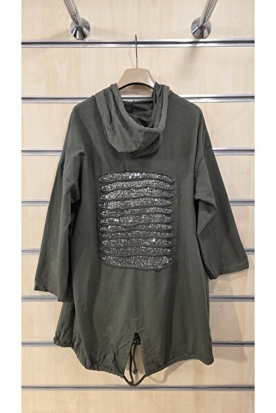 Park Moda Jacket with Sequin Detail on the Back and Zipper Closure