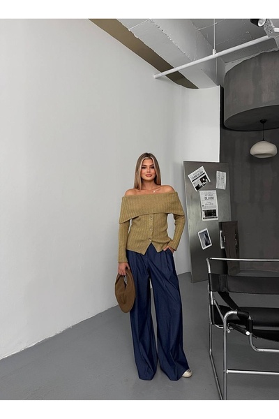 CARLA MARA Madonna Collar Buttoned Knitwear Sweater