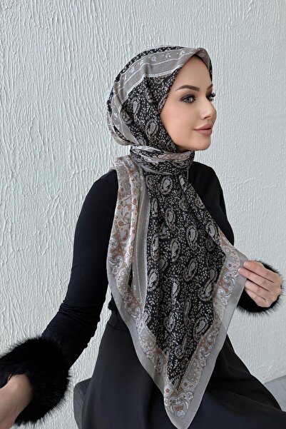 Byedauzunlar وشاح حريري من موديلات إيترو باللون الأسود والمينك