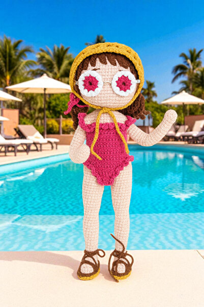 Amigurumi Gözlüklü El Yapımı Kız 27cm - Pamuk İpli, Kaliteli Dekoratif Oyuncak