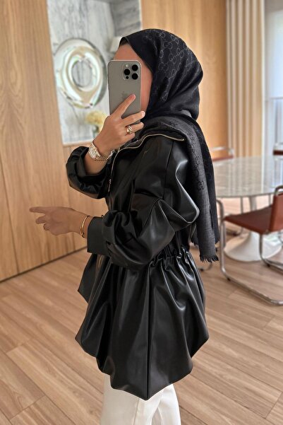 Ka Hijab Δερμάτινο μπουφάν με κορδόνι στη μέση - Μαύρο