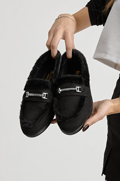 Tonny Black Women's Black Thermo Sole Fur Detailed Suede Look Buckled Casual Loafer Shoes