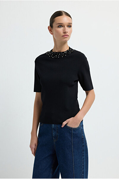 adL Yakası Taş Detaylı Triko Kazak