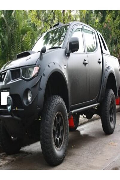 ROAL TUNİNG MİTSUBİSHİ L200 VİDA GÖRÜNÜMLÜ SLİM PAÇALIKLI ÇAMURLUK DODİK 2007...