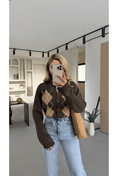 Sezgi Tekin Baklava Pattern Bone Buttoned Brown Soft Cardigan