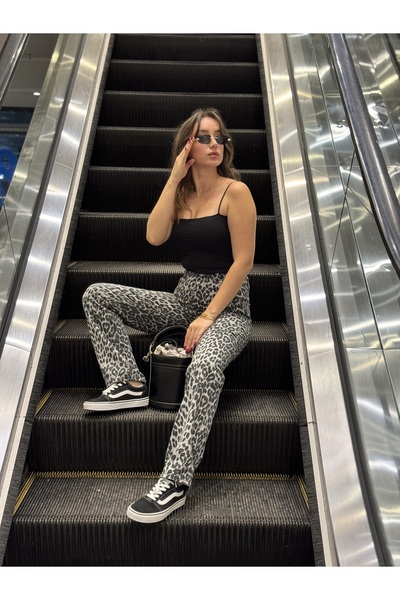 İlaydaWear Leopar desenli denim pantolon