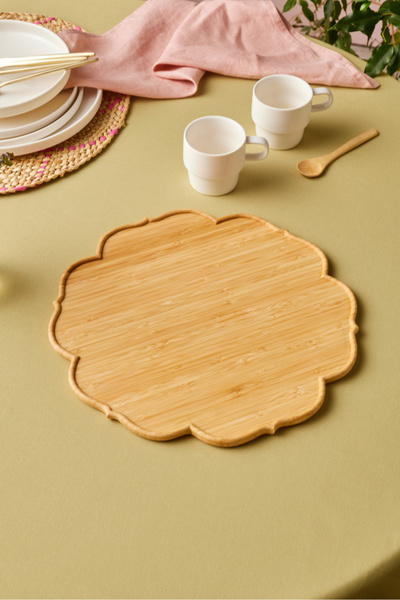 Karaca Bambu Rosa Flower Shaped Presentation Board 32 cm