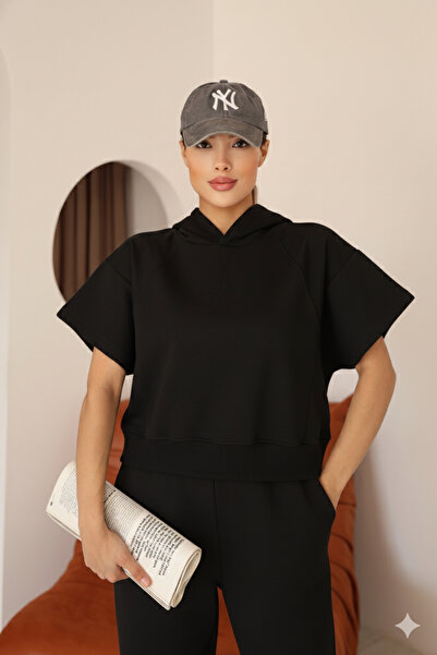 MOVİMENT Mânecă neagră pentru femei Ay cu glugă Relaxed Fit din material subțire Crop Swea tricou