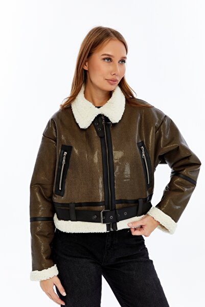 CHOS7N Kadın Kürklü Tokalı Yesil Kısa Crop Mont