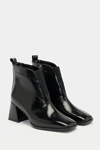 Madamra Black Patent Leather Women's Patent Leather Blunt Toe Heeled Short Boots – Shiny Leather Modern Form